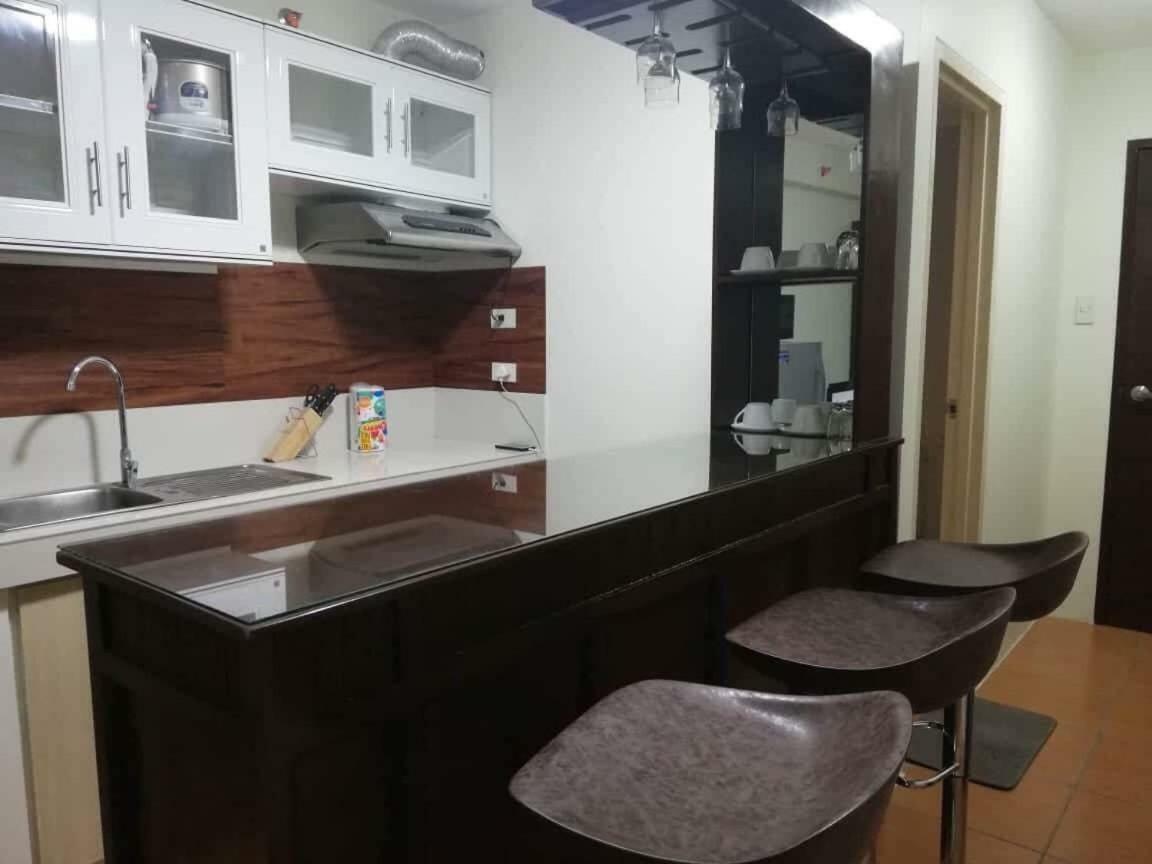 Apartelle D' Oasis Davao Stadt Exterior foto