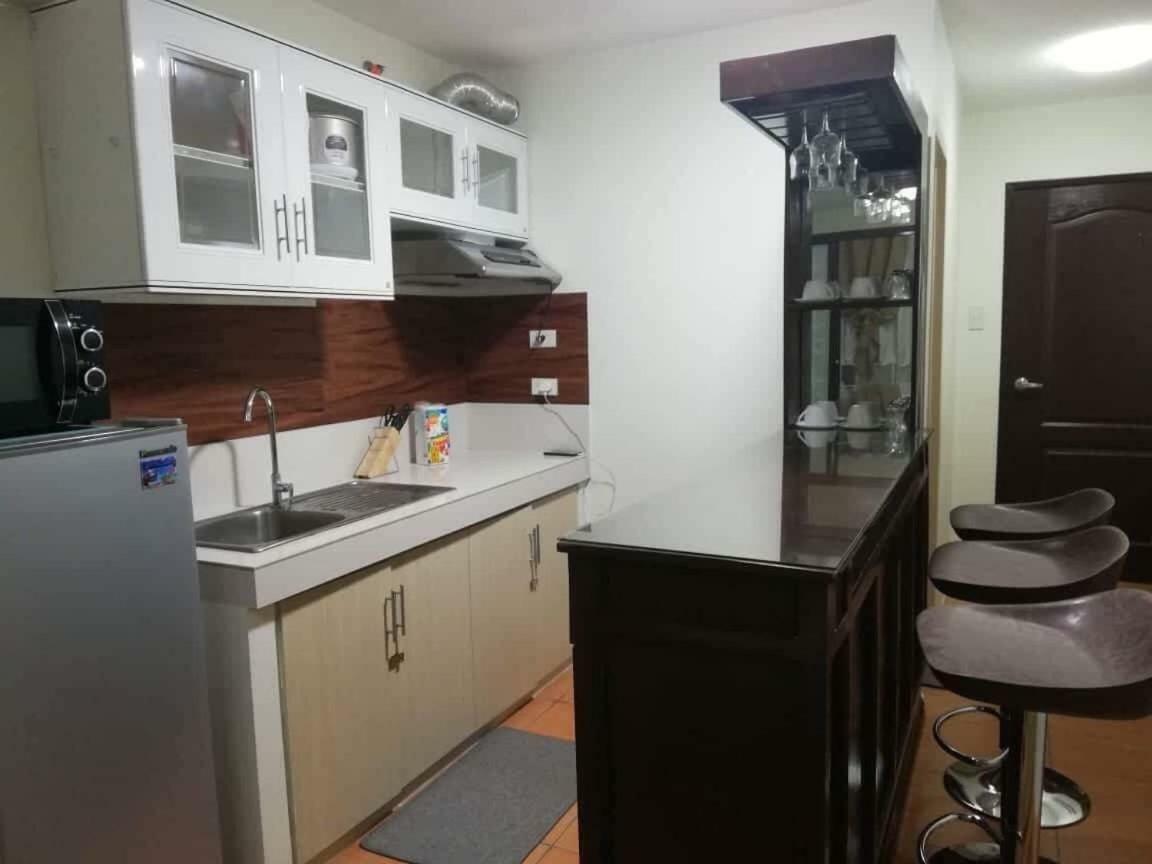 Apartelle D' Oasis Davao Stadt Exterior foto