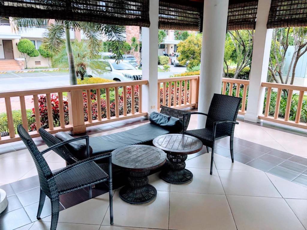 Apartelle D' Oasis Davao Stadt Exterior foto